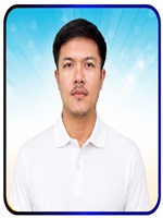 นายณัฐวัตร มะโนใจ