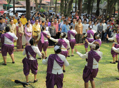 ร่วมพิธีรดน้ำดำหัวผู้ว่าราชการจังหวัดตาก ... พารามิเตอร์รูปภาพ 5